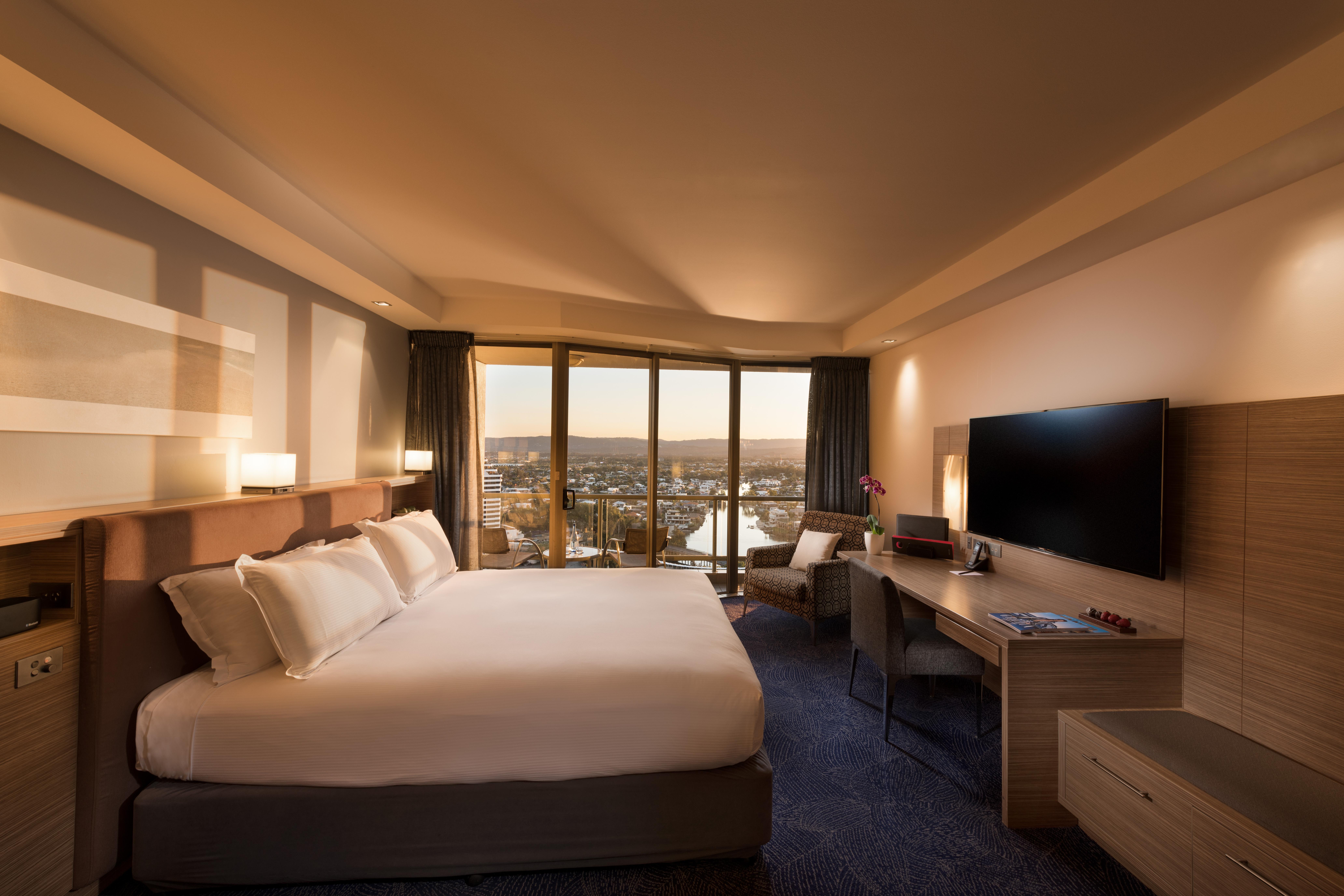 Sofitel Gold Coast Broadbeach מראה חיצוני תמונה A room at the Crowne Plaza Hotel