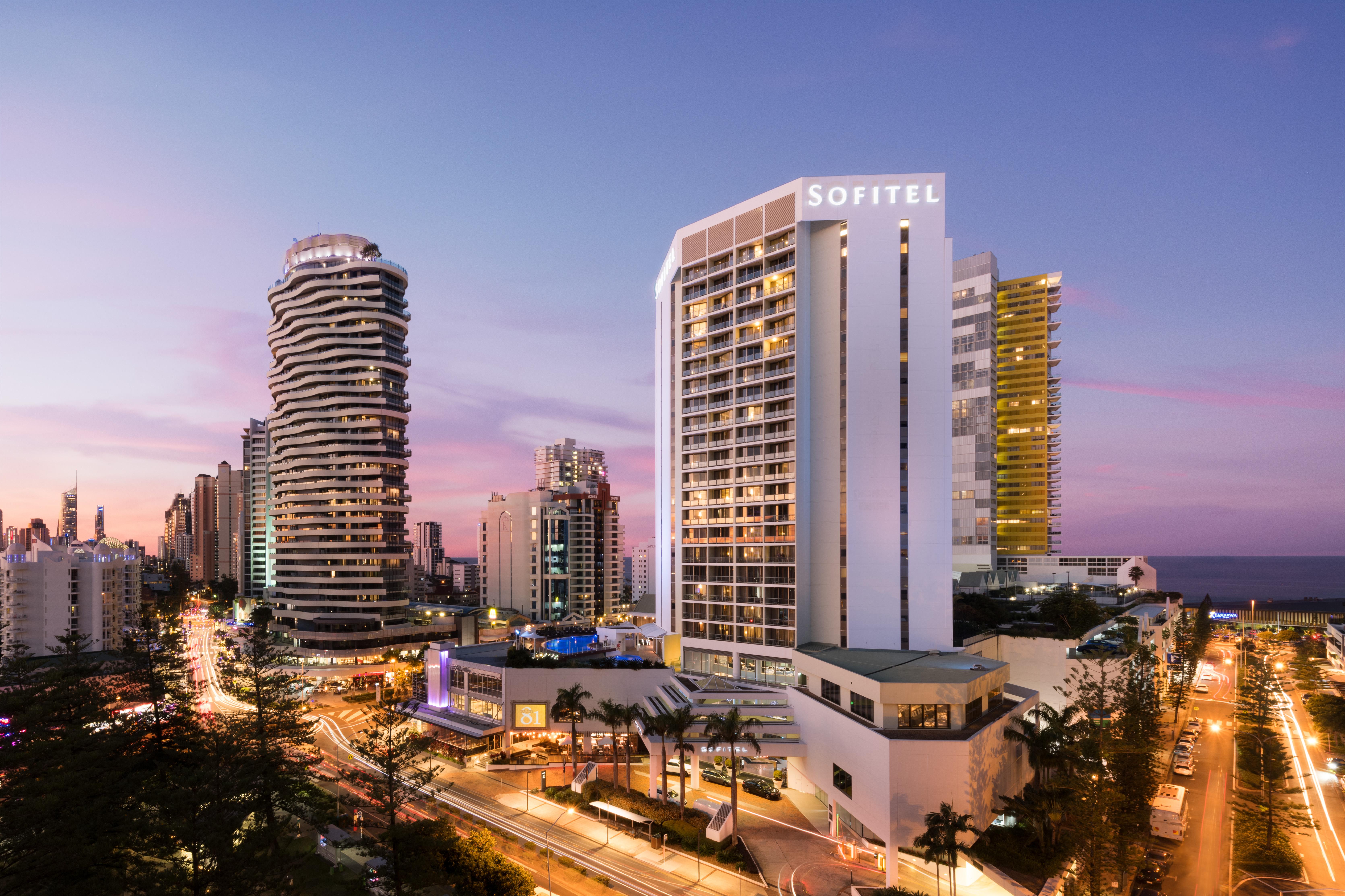 Sofitel Gold Coast Broadbeach מראה חיצוני תמונה Sofitel Legend The Queen's Land