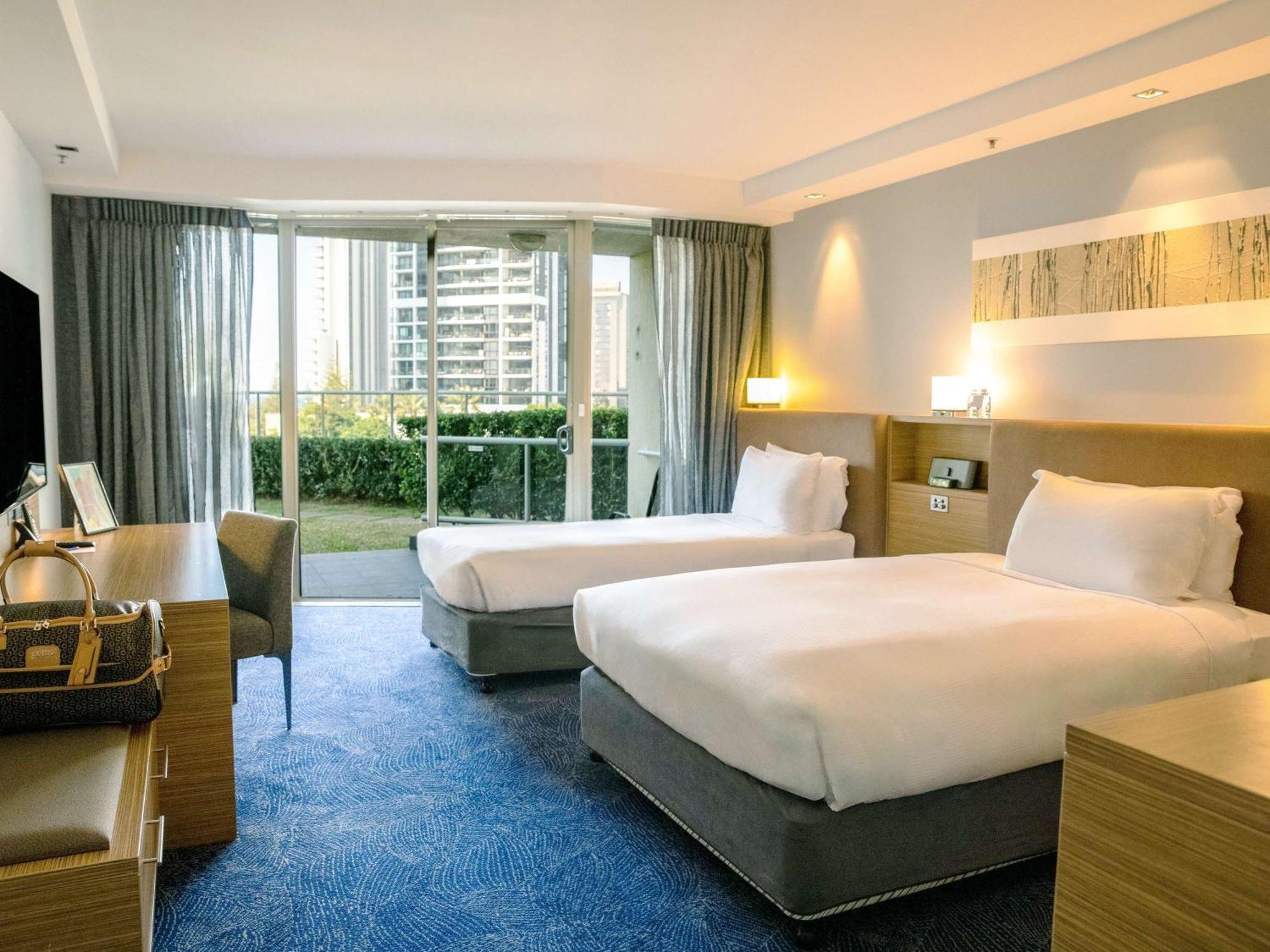 Sofitel Gold Coast Broadbeach מראה חיצוני תמונה Deluxe Room