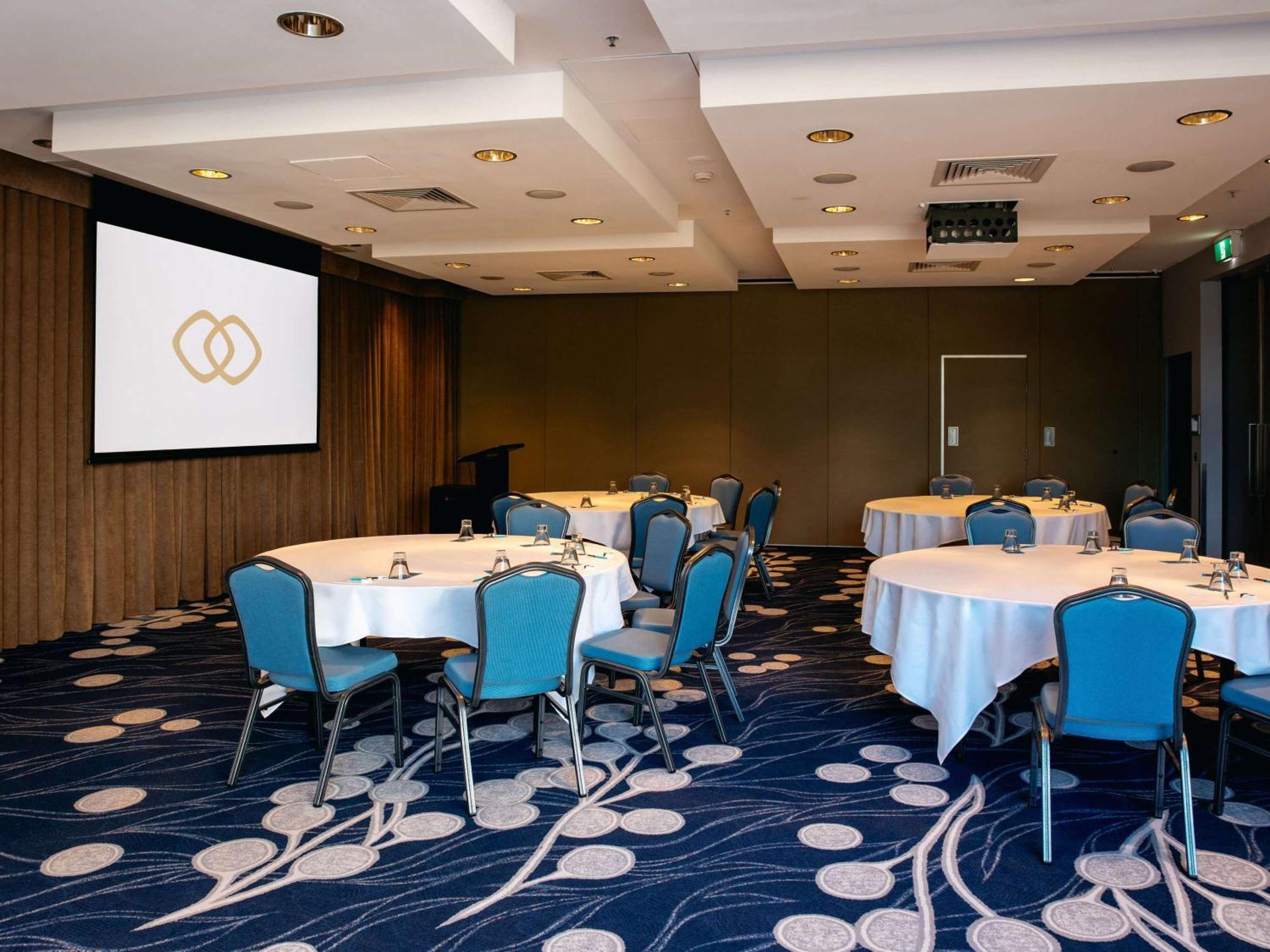Sofitel Gold Coast Broadbeach מראה חיצוני תמונה The meeting room