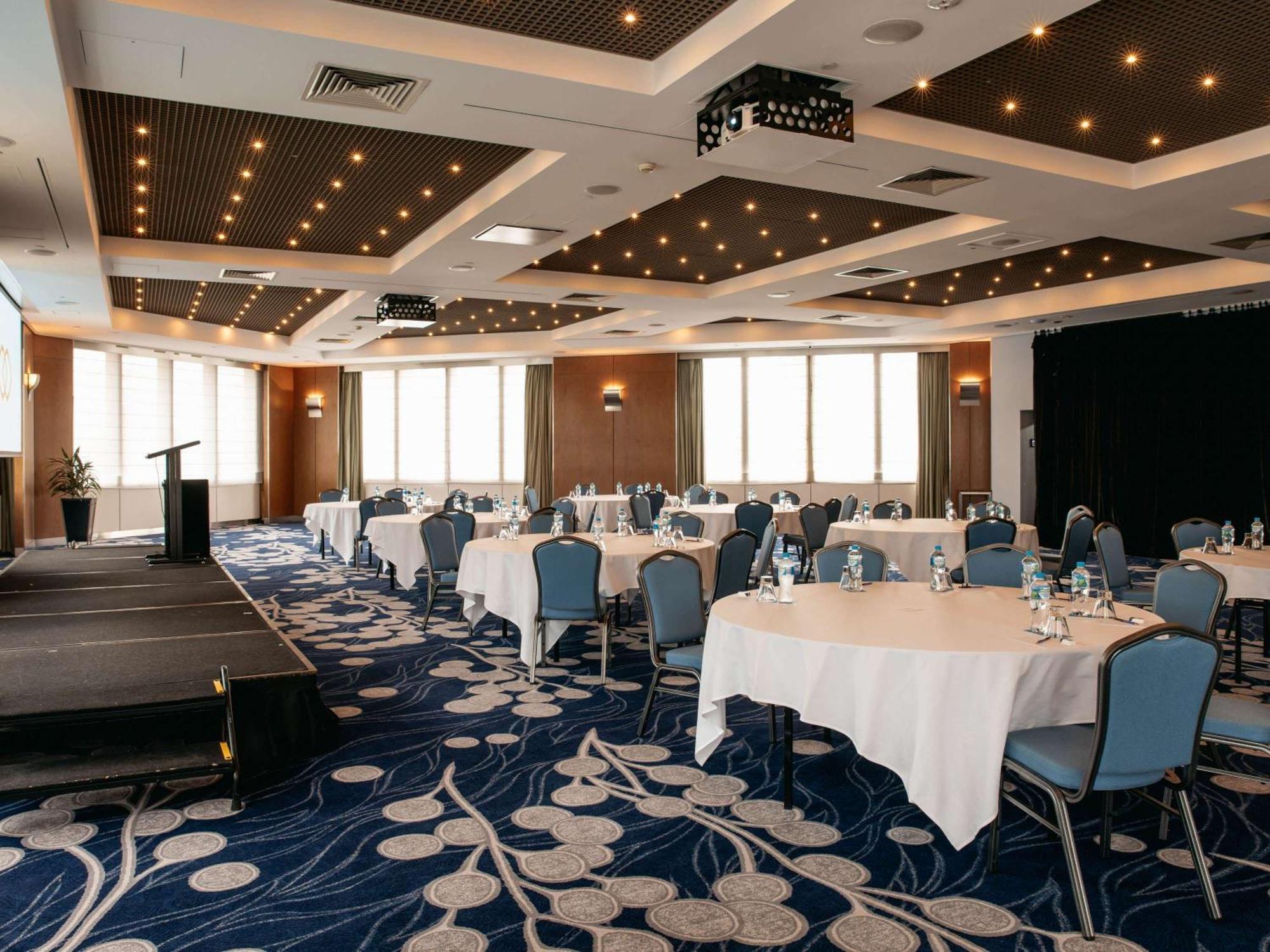 Sofitel Gold Coast Broadbeach מראה חיצוני תמונה The Grand Ballroom
