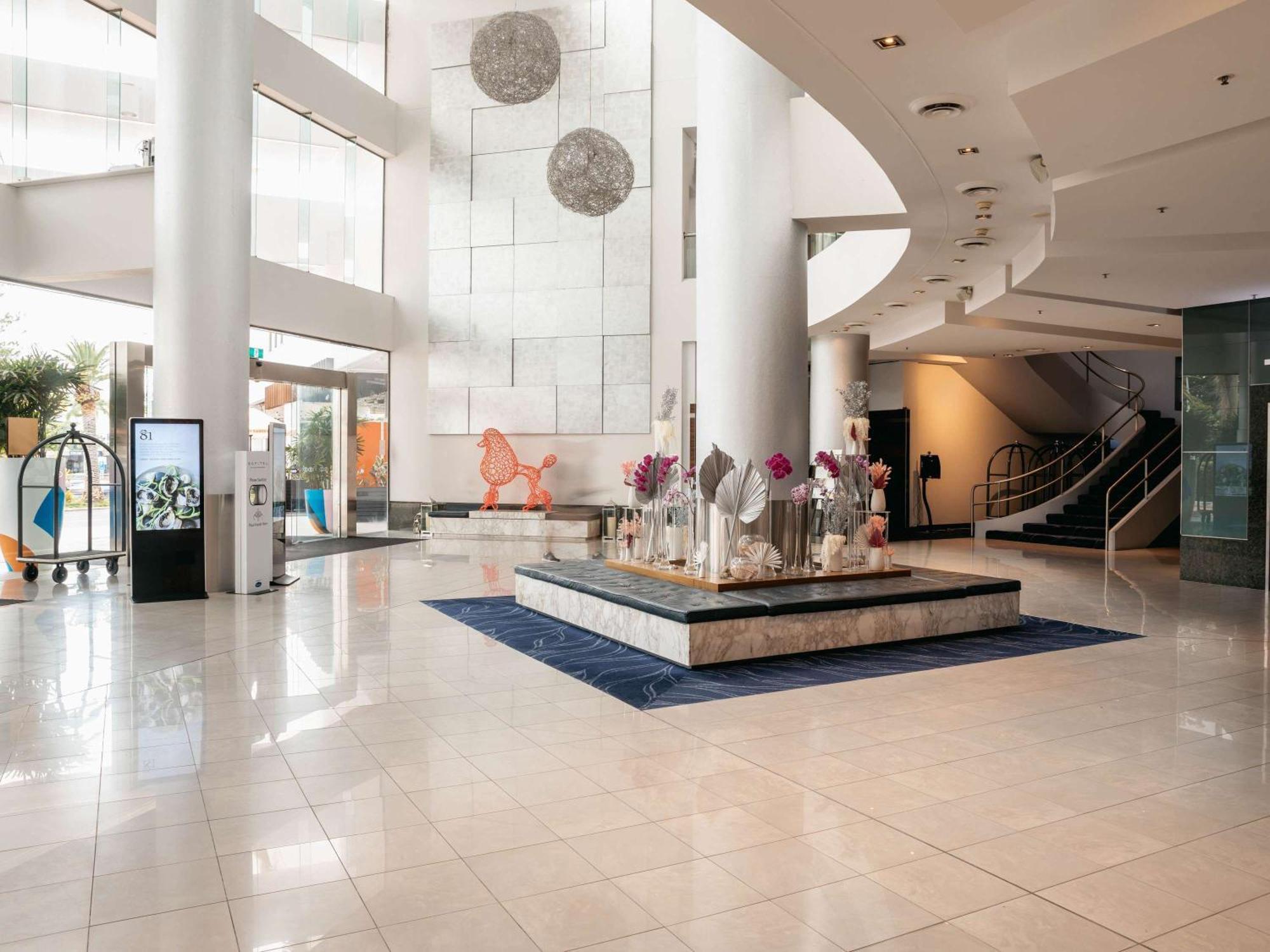 Sofitel Gold Coast Broadbeach מראה חיצוני תמונה Lobby